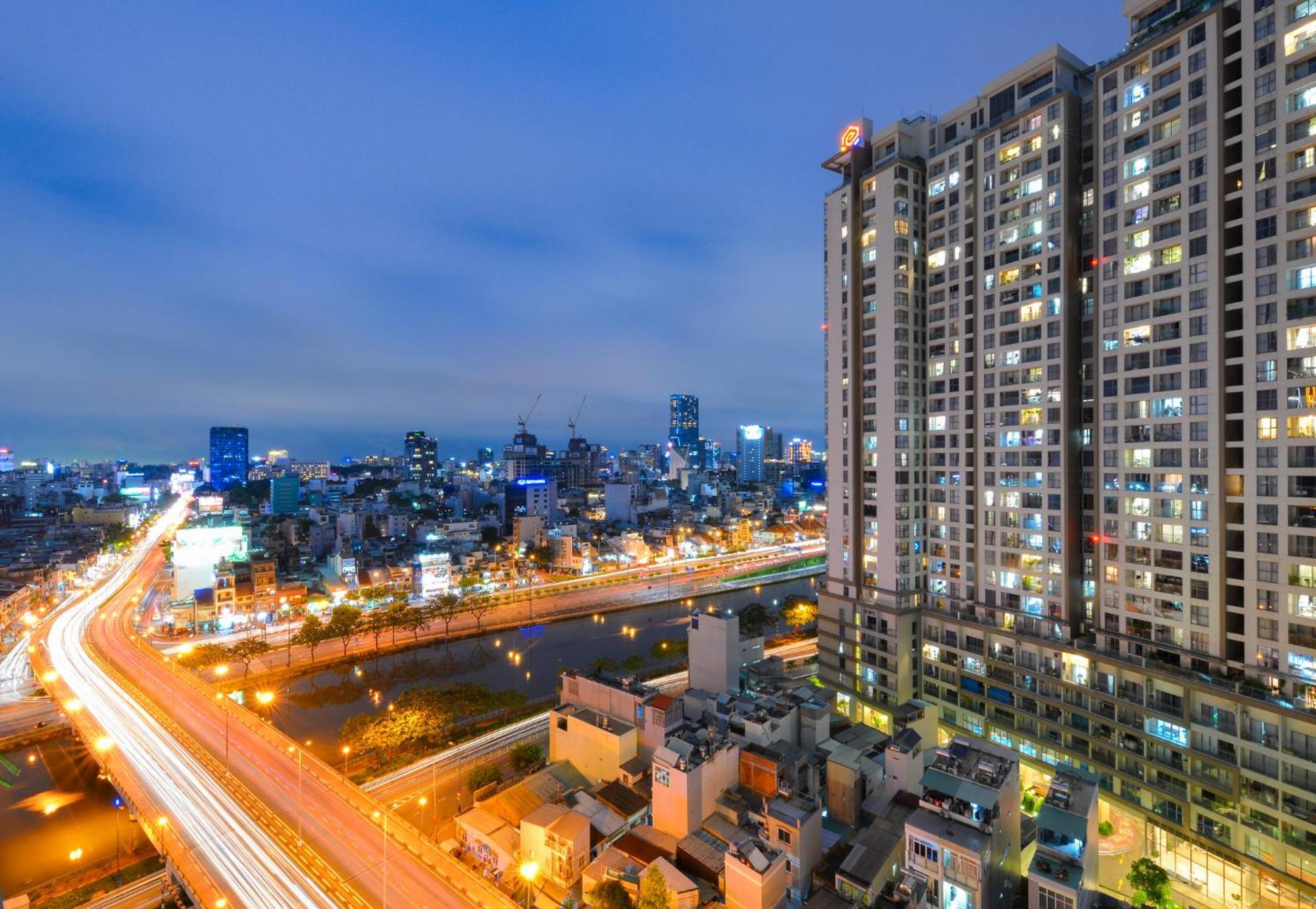 Rivergate - Căn hộ 2 phòng ngủ, Gym&Pool Thành Pho Ho Chí Minh Esterno foto